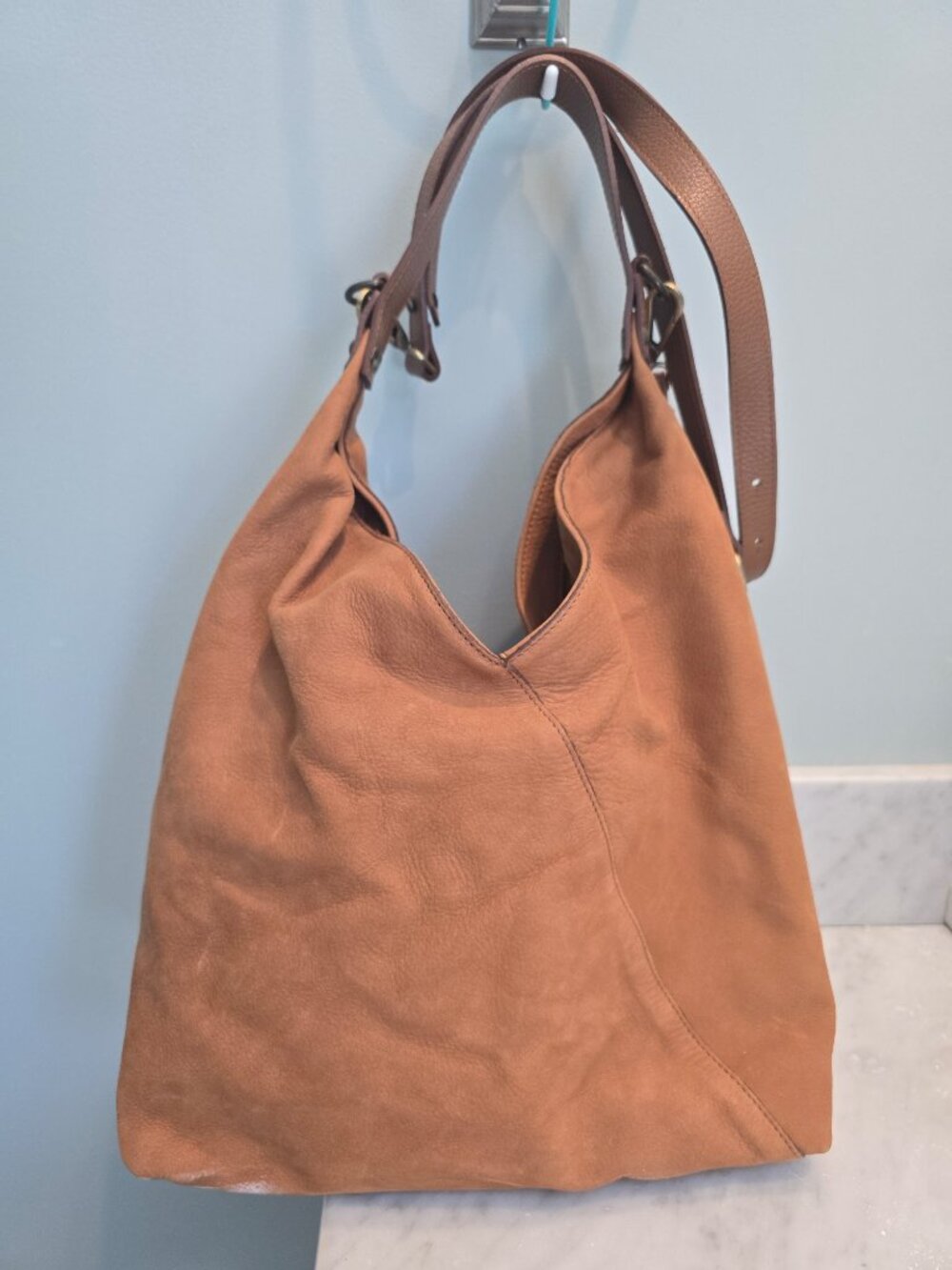 New without Tags Sundance Hobo Brown Suede Shoulder Bag, Made in Italy - Picture 5 of 8